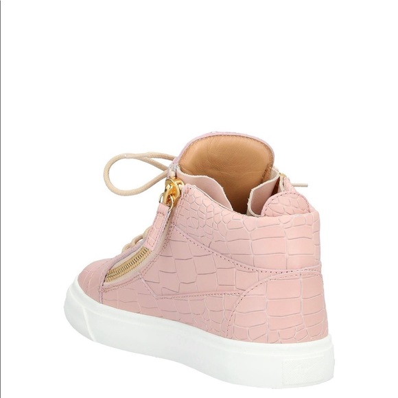 Giuseppe Zanotti Pink leather Croc Woman’s Size 5 Giuseppe Zanotti Worn once - Picture 2 of 8